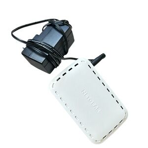 Netgear 5 port GS 605 gigabit Ethernet home desktop office switch